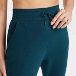 Women's Navy Cotton Fleece Jogger Pants - Medium