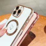 Cute Heart Pattern iPhone 16 Pro Max Case