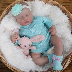 Lifelike 20-Inch Reborn Baby Doll Girl