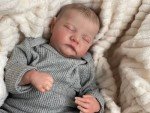 17-Inch Realistic Reborn Baby Doll Girl