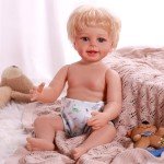 4 Pack Doll Diapers for 17-22 Inch Dolls