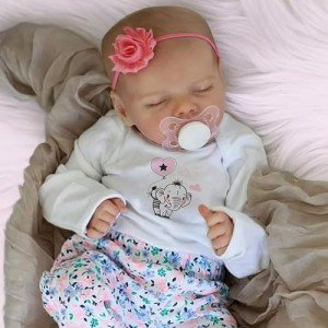 17-Inch Realistic Reborn Baby Doll with Accessories