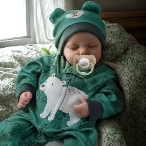 Realistic 17 Inch Reborn Baby Boy Doll with Kit