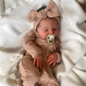 20-Inch Realistic Reborn Baby Doll with Gift Box