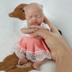 7" Mini Reborn Doll – Lifelike Silicone Baby Toy