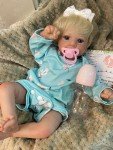 17.32-Inch Felicia Lifelike Reborn Baby Doll