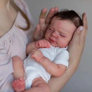 Realistic 19-inch Soft Silicone Reborn Baby Doll