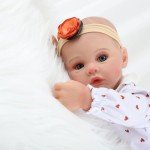 Lifelike 18" Reborn Baby Doll Gift Set