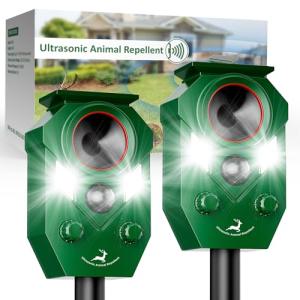 Solar-Powered Ultrasonic Animal Repellent with Motion Sensor, Waterproof Deer Repellent Device with LED Flashing Lights, Perfect for Outdoor Yards, Effective to Repel Deer, Coyotes, Raccoons, and Cats