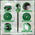 Solar-Powered Ultrasonic Animal Repellent with Motion Sensor, Waterproof Deer Repellent Device with LED Flashing Lights, Perfect for Outdoor Yards, Effective to Repel Deer, Coyotes, Raccoons, and Cats