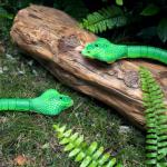 Remote Control Snakes Lifelike Fake Snake Toy Rc Snake Prank Cobra Rechargeable Smart Sensing Interactive Cat Toy with Infrared Controller, Remote & Auto-Sensing Modes, Fun Prank Gifts for Boys Age 6+