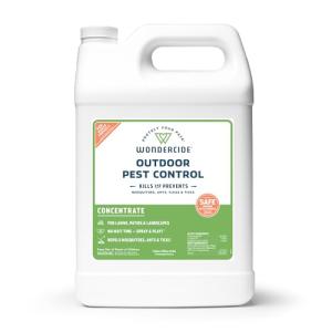 Wondercide - Outdoor Pest Control Spray Concentrate with Natural Essential Oils - Mosquito, Ant, Roach, and Insect Killer, Treatment, and Repellent - Safe Around Pets, Plants, Kids - 1 Gallon