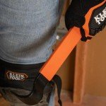 Klein Tools 66098 Heavy Duty Pry Bar 21-Inch