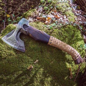 Viking Frostbreaker Axe – Steel Camping Tool