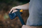 Fiskars 49cm Splitting Axe with Protective Cover