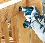 Makita 18V Cordless Impact Wrench with 2 Batteries
