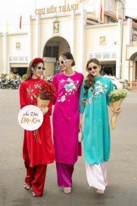 Charming Embroidered Ao Dai for Tet Celebration