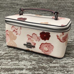 Coach Vintage Mini Vanity Case in Chalk White