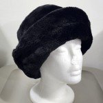 Women's 90s Black Faux-Fur Cloche Hat