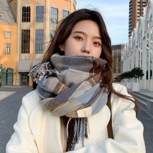 Classic Plaid Cashmere Scarf for Women