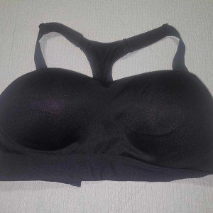 PINK Ultimate Push-Up Sports Bra in Black
