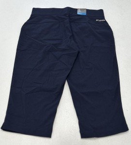 Columbia Women's Dark Nocturnal Pull-On Capri Pants