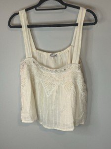 American Eagle Women's Lace Crop Tank Top - Large