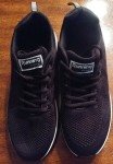NEW: Women’s Fashion, Sport ,Black  Athletic Shoes, us 8.5