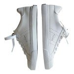 TOMMY HILFIGER Women’s 6 M LAMISS Tennis Shoes Fashion Sneakers White Logo NEW