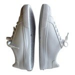 TOMMY HILFIGER Women’s 6 M LAMISS Tennis Shoes Fashion Sneakers White Logo NEW