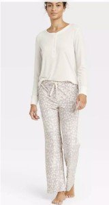 Cream & Gray Stars Above Women's Pajama Set