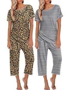Women's Pajama Set: Short Sleeve Tops & Capri Pants