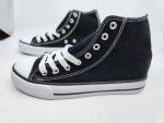 Women’s High Top Canvas Sneakers - Size 6