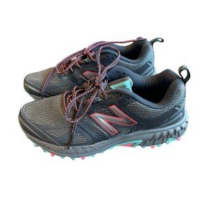 New Balance 412 Women's Trail Running Sneakers Size 7
