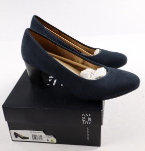 Naturalizer Women's Navy Stacked Block Heel Pumps
