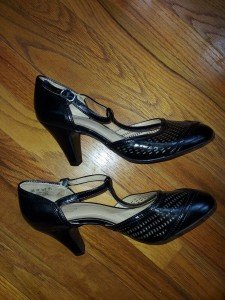 Naturalizer "Loriana" Black T-Strap Heels, Size 9