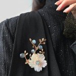 Elegant Pink Flower Rhinestone Brooch for Women