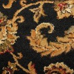 Royalty Elati Traditional Black/Ivory Area Rug 7'8"x10'4