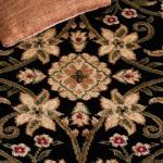 Lyndhurst Collection Black & Ivory Accent Rug 2'3" x 4