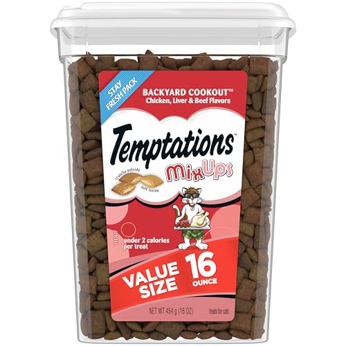 TEMPTATIONS MIXUPS Crunchy and Soft Cat Treats Backyard Cookout Flavor, 16 oz. Tub