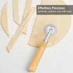Zinc Alloy Pasta Cutter Wheel with Wooden Handle