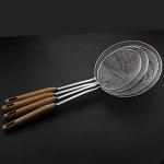 5.5 Inch Spider Strainer with Wooden Handle