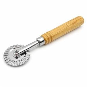 Fluted Edge Pasta Cutter Wheel with Wooden Handle