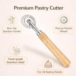 Fluted Edge Pasta Cutter Wheel with Wooden Handle