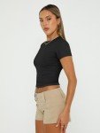 Trendy Scoop Neck Crop Tees for Summer