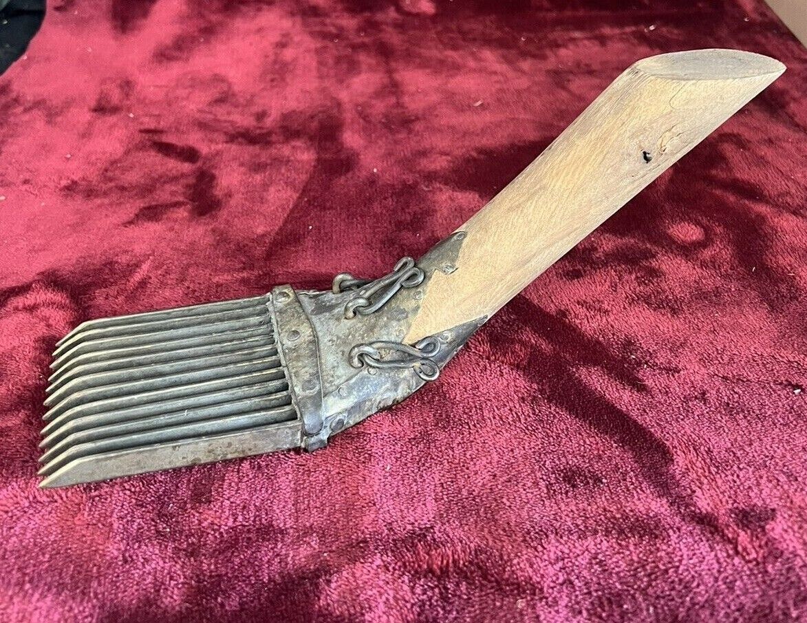 Brass Tool/Comb/Thatcher with Wooden Handle - Rare
