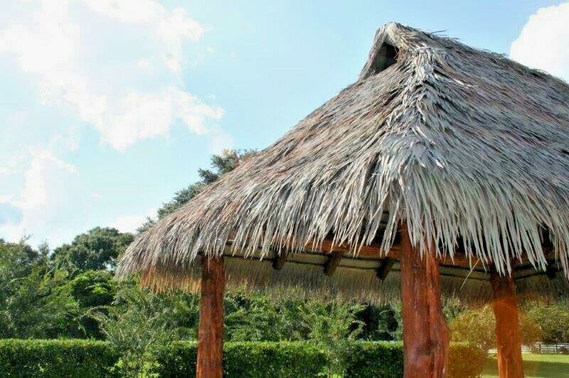 Synthetic 20 yr Viva Fire Rated Palm Thatch - Mexican Palm Thatch Replace Bundle