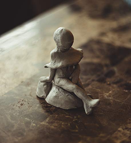 Moist White Pottery Clay, Cone 06