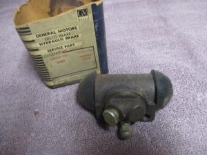 GM Delco Vintage Wheel Cylinder 5450407 5450408-9