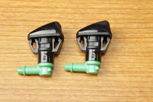 Jeep Grand Cherokee Windshield Washer Nozzles Set 2